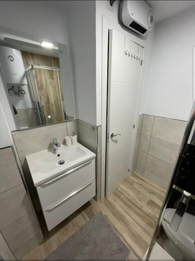 Hanna'S Estudio Deluxe Аликанте Экстерьер фото