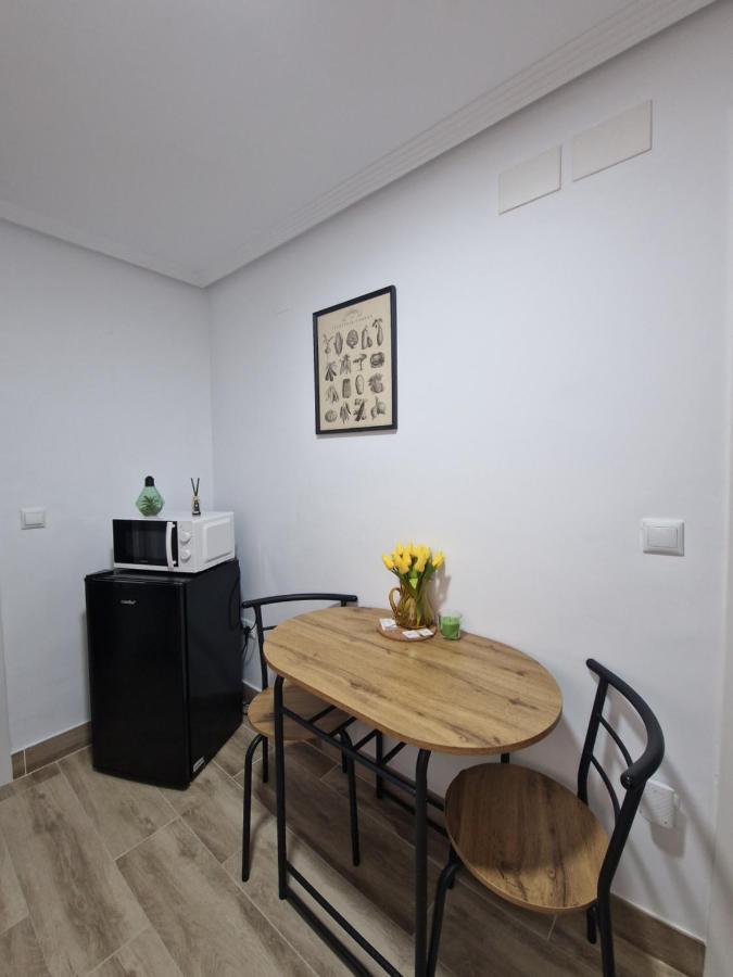 Hanna'S Estudio Deluxe Аликанте Экстерьер фото